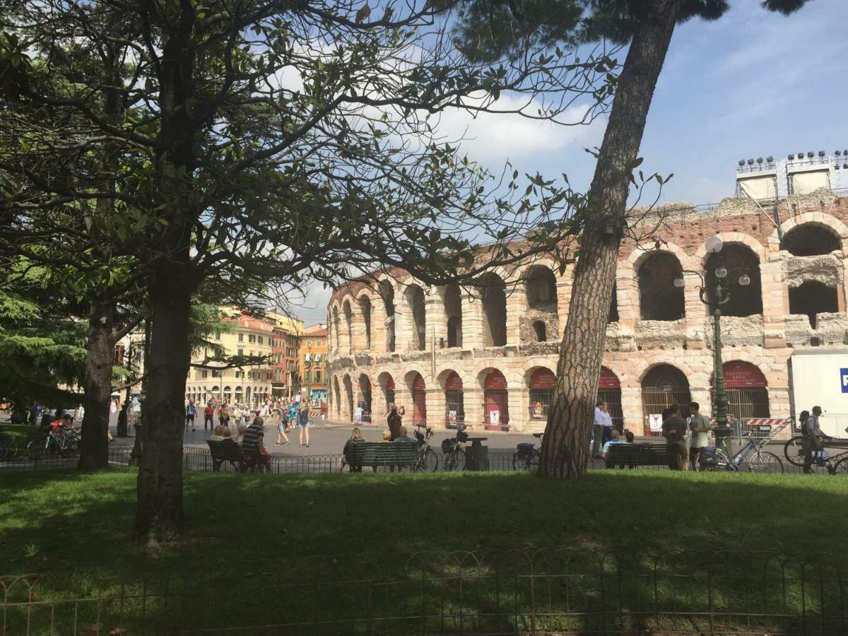 Appartamento "Domus Coeli" Verona Eksteriør bilde